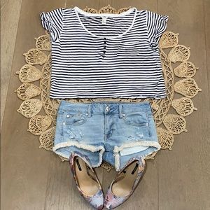 Short sleeve slightly cropped striped shirt